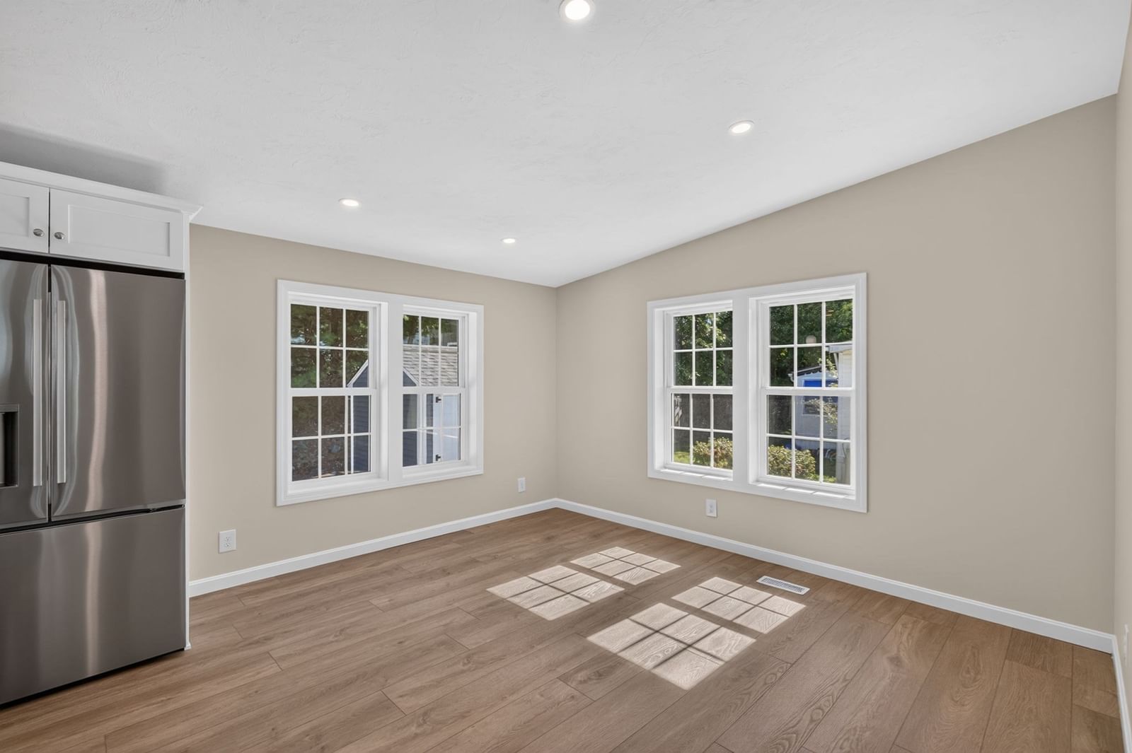 14 Amber Way Raynham — Photo 15 of 34