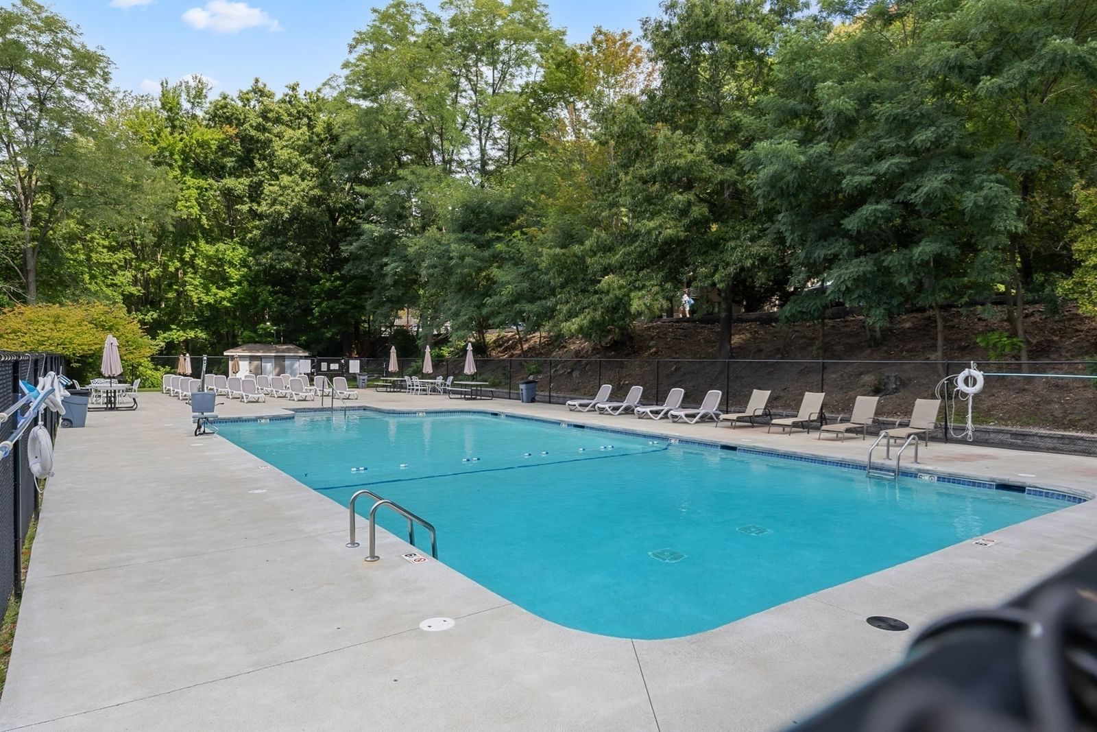 9 Thayer Pond Dr #8 Oxford — Photo 24 of 34