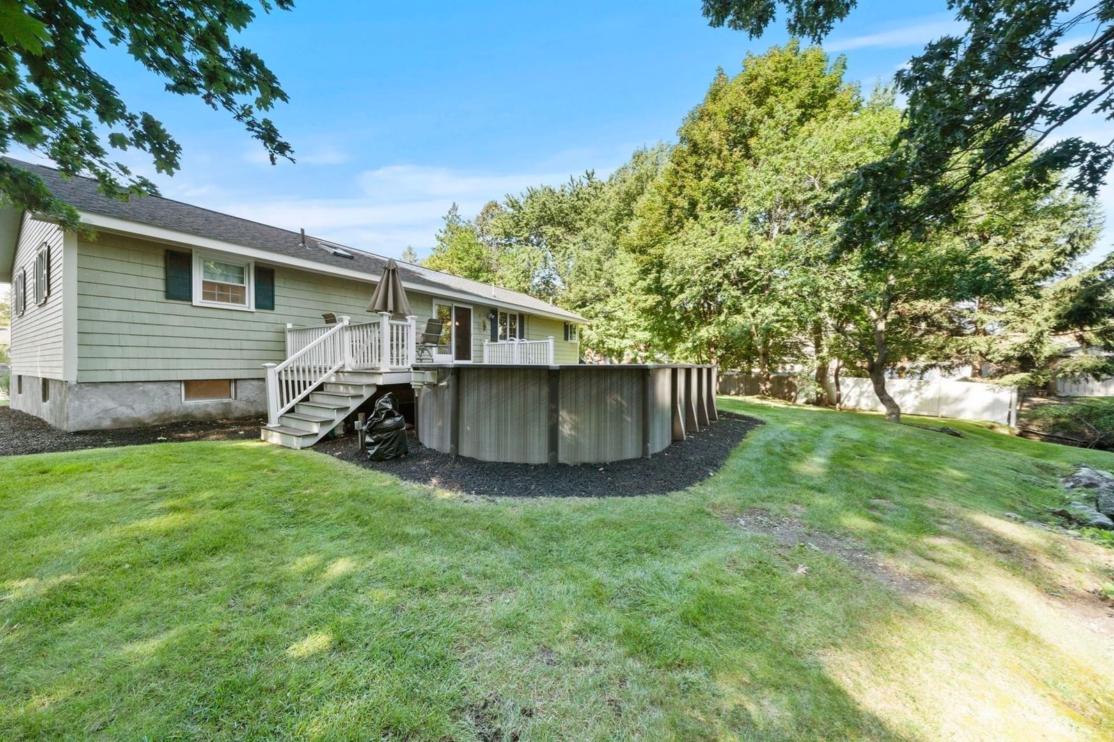 31 Columbus Road Woburn — Photo 34 of 38