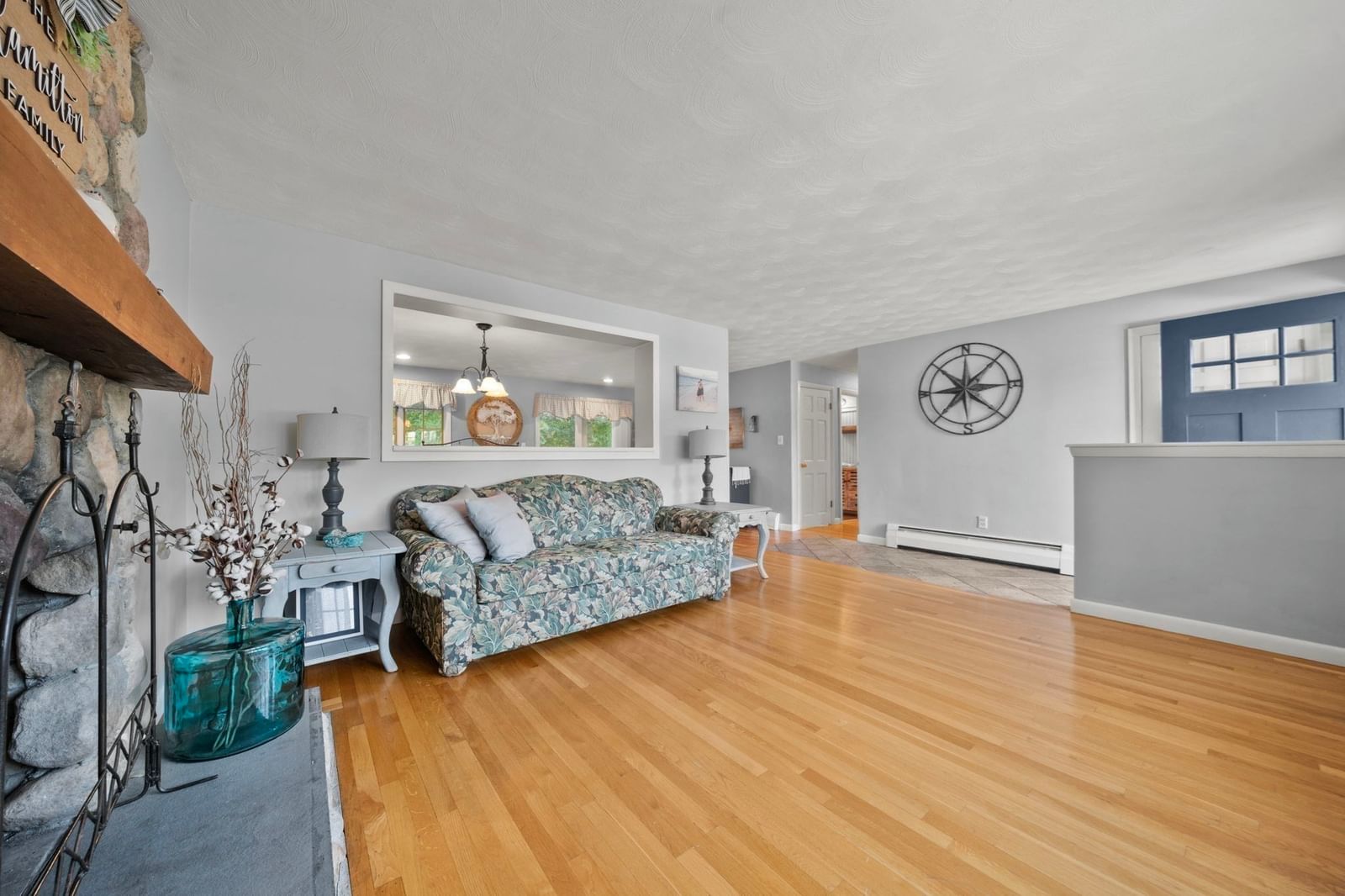31 Columbus Road Woburn — Photo 6 of 38