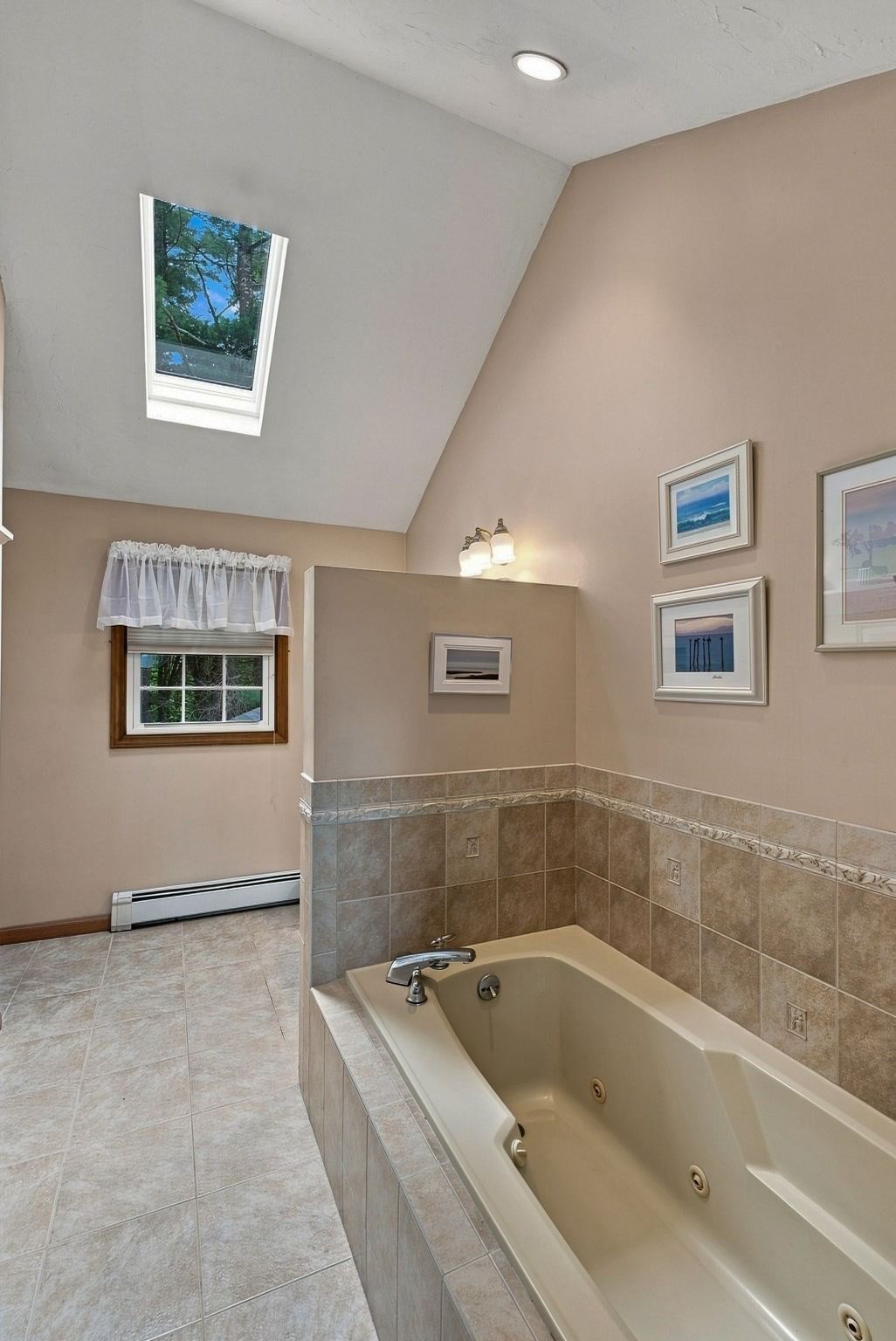 7 Doucette Dr Marlborough — Photo 30 of 38