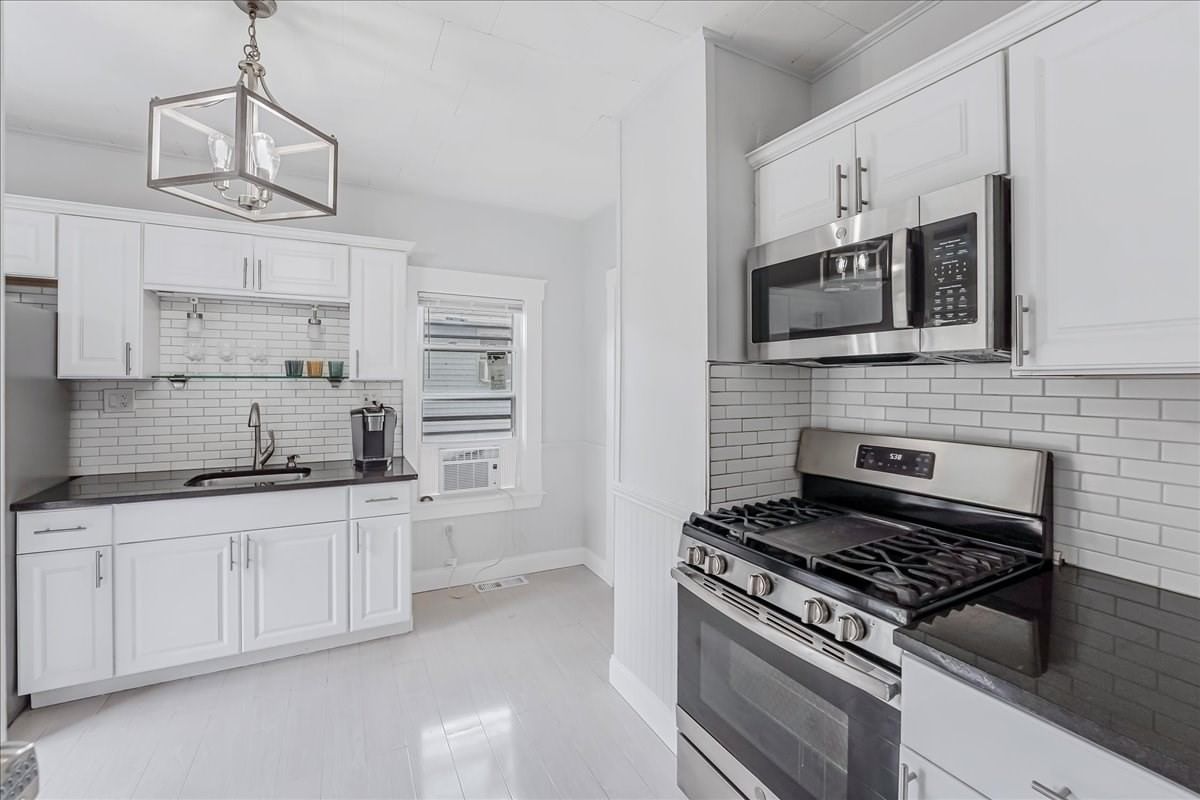 67 Curtis Rd Revere — Photo 8 of 35