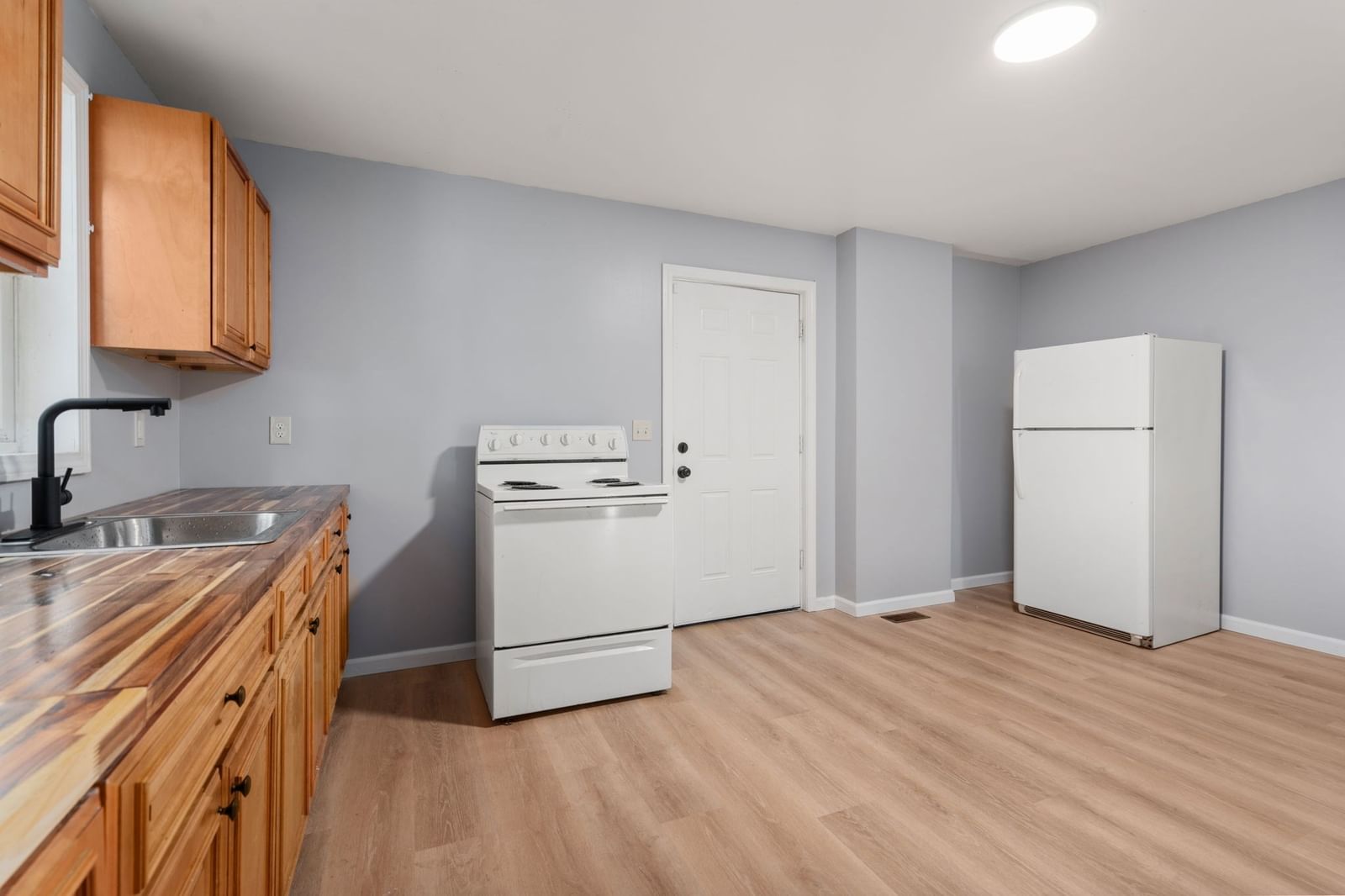 28 Dawes St Springfield — Photo 24 of 42