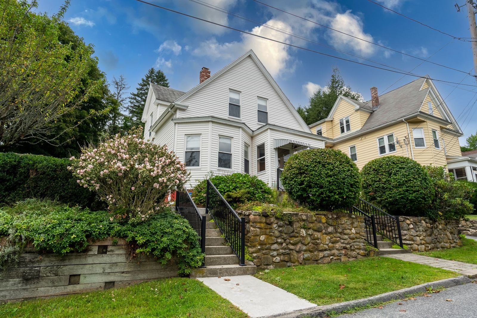 Property at 1 Beckman St, Worcester, MA 01607