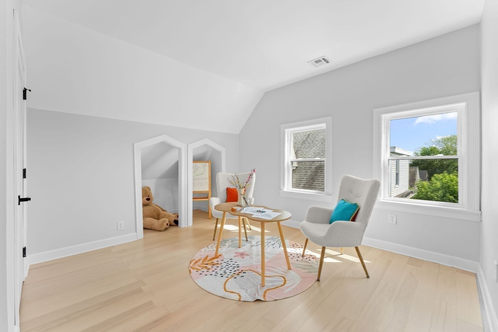 446 Broadway #2 Somerville — Photo 16 of 21
