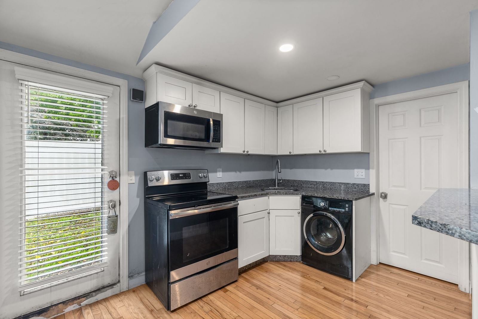 405-R Walnut Street #405R Stoughton — Photo 3 of 18