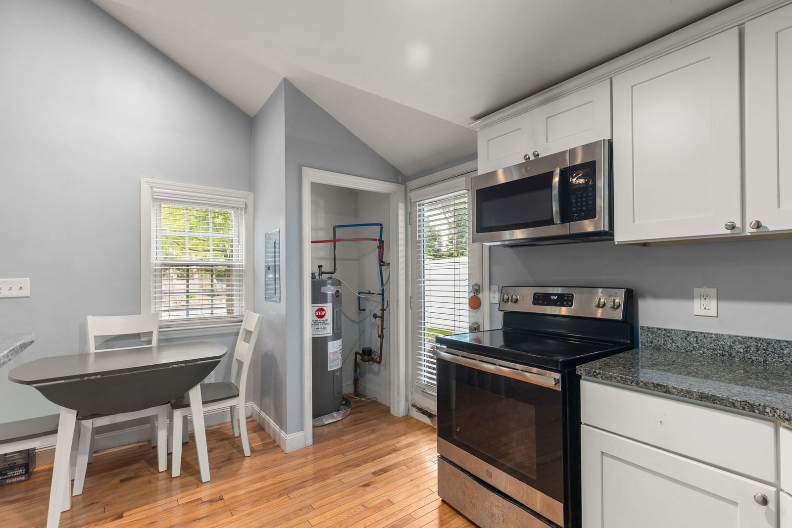 405-R Walnut Street #405R Stoughton — Photo 4 of 18