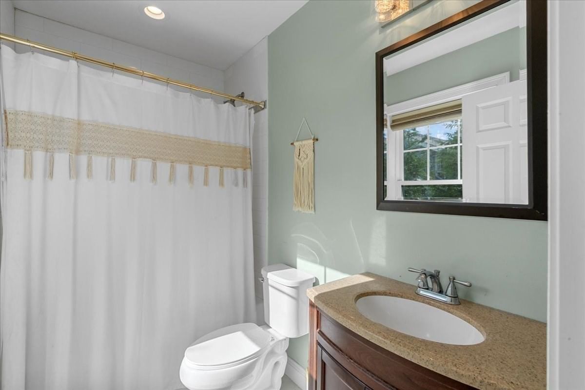 11 Rockland Circle #1 Hull — Photo 14 of 30