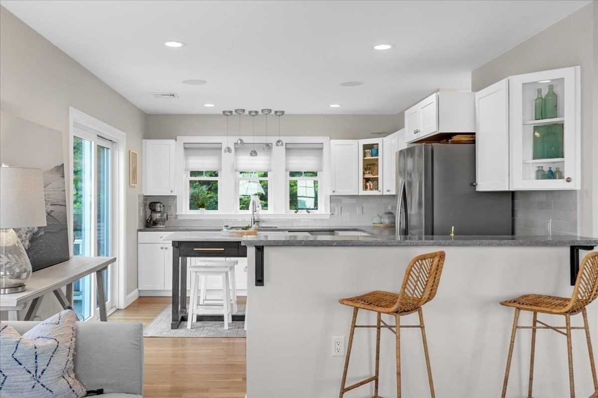 11 Rockland Circle #1 Hull — Photo 9 of 30