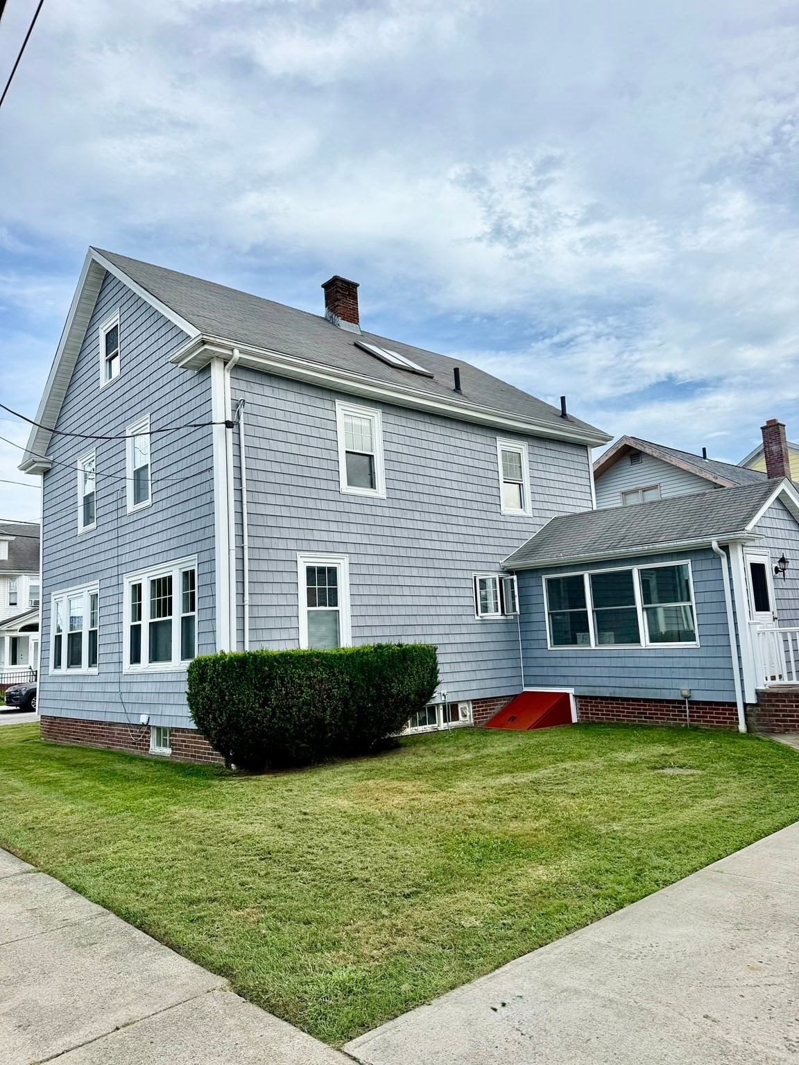 148 Madison Street Fall River — Photo 3 of 22