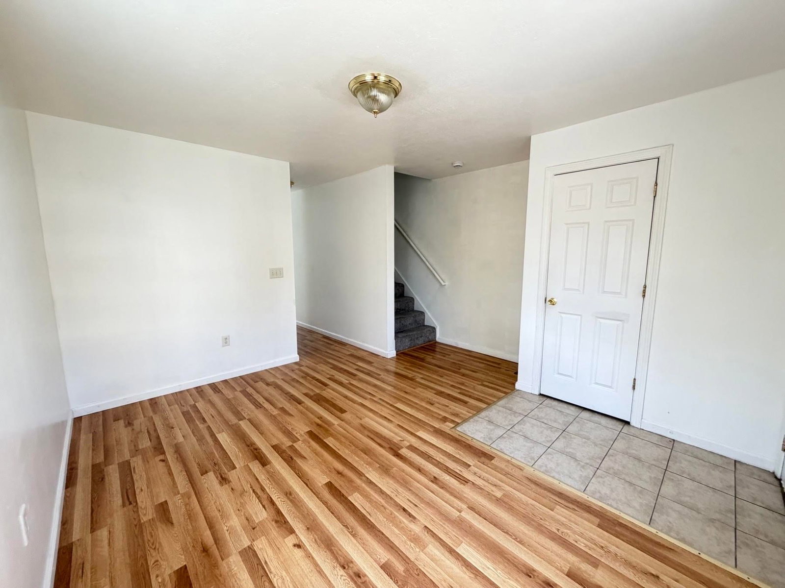 52-54 Reed St Springfield — Photo 5 of 21