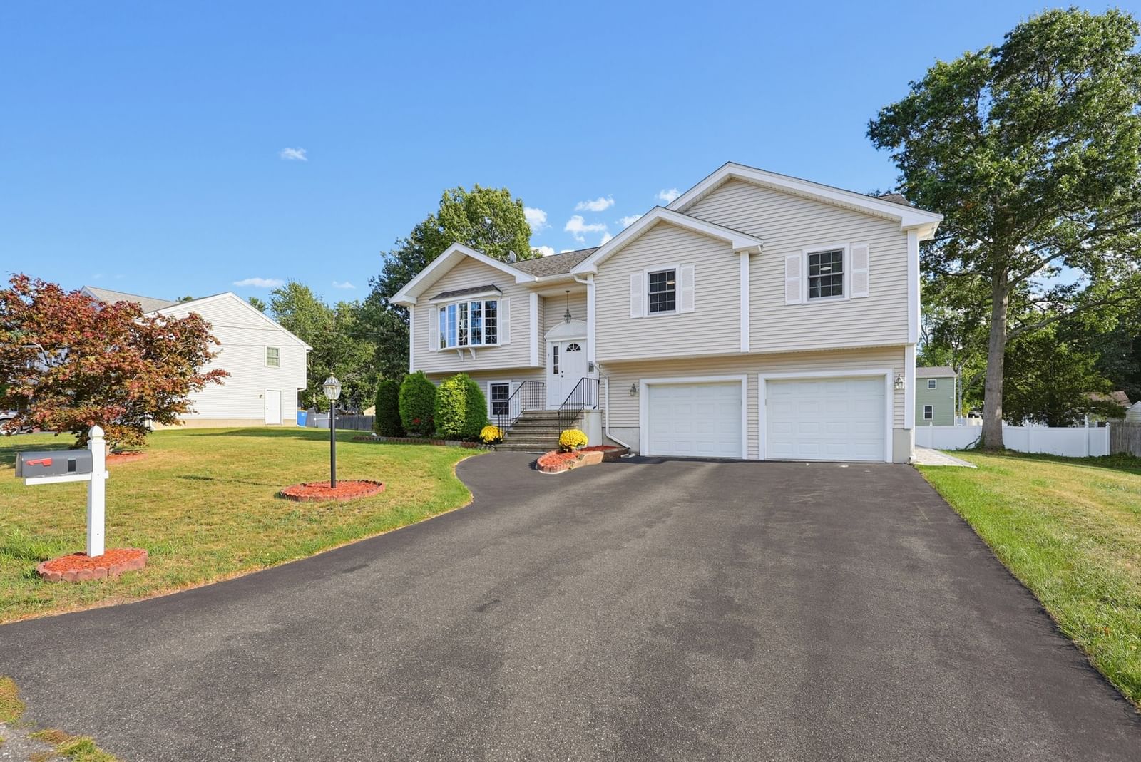 5 Ivy Cir Randolph — Photo 3 of 36