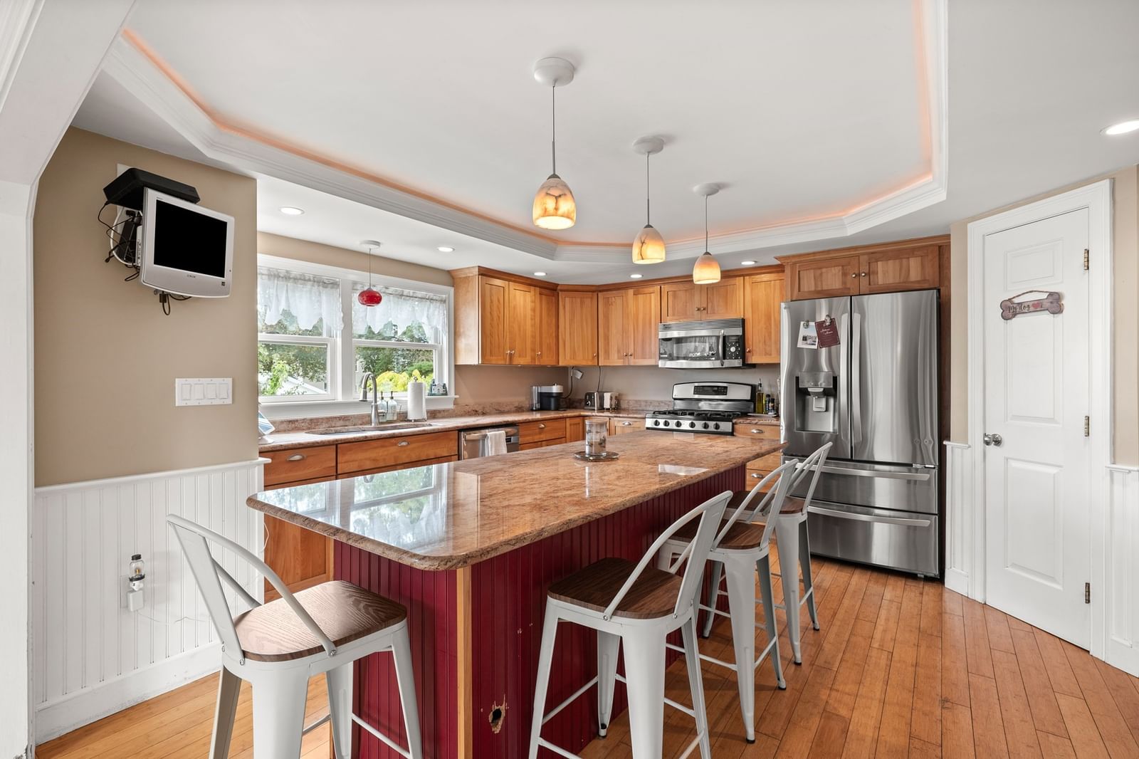 23 Porter St #C Beverly — Photo 3 of 31