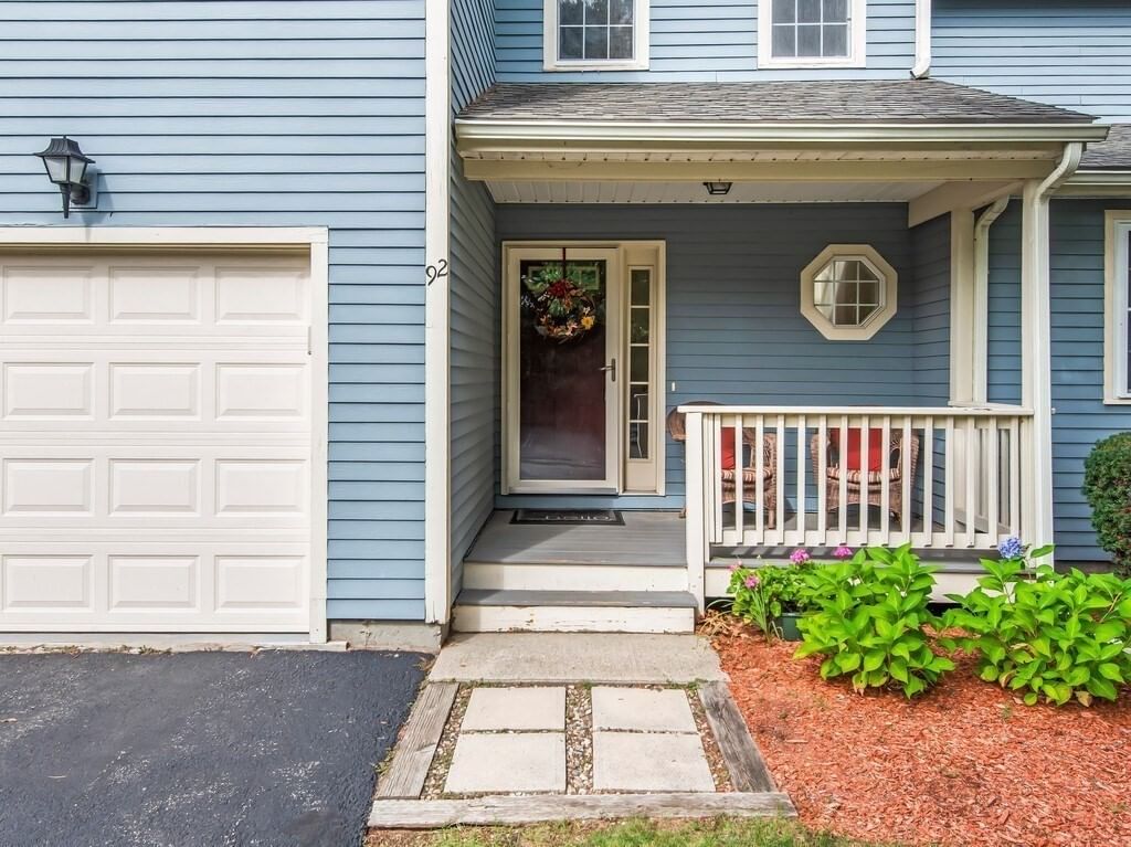 92 Colonial Dr #92 Sturbridge — Photo 2 of 42