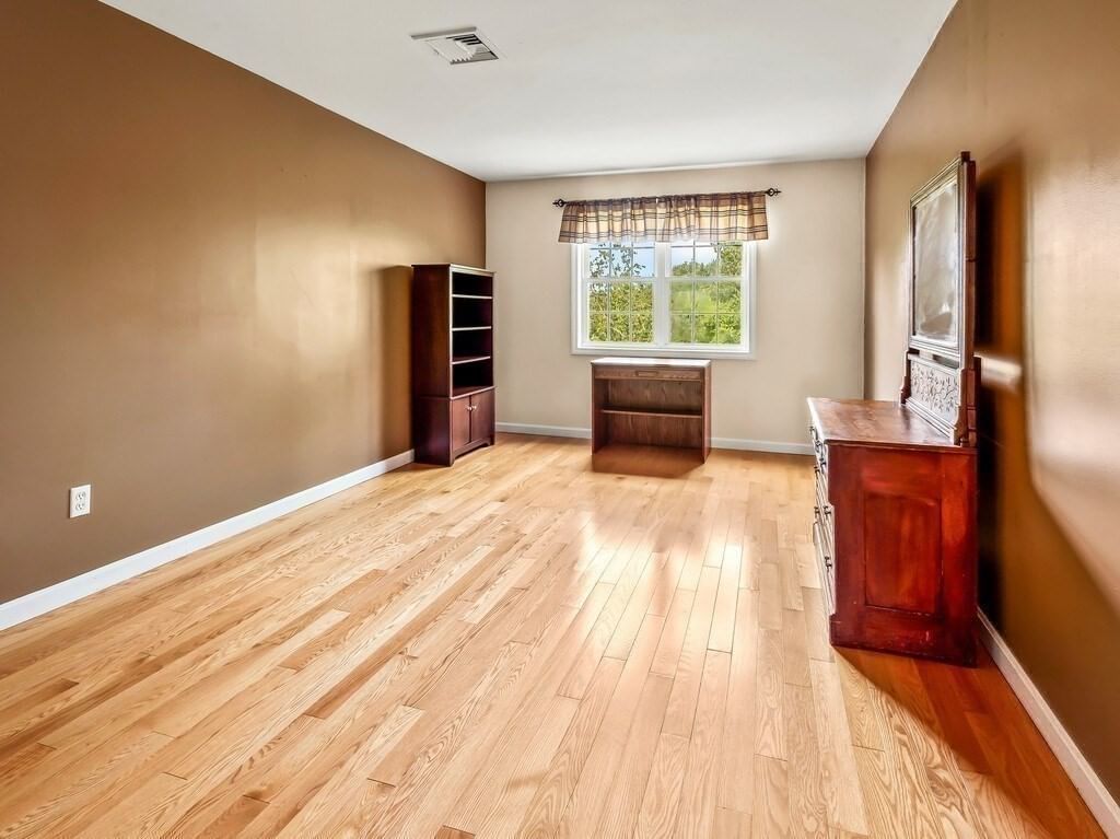 92 Colonial Dr #92 Sturbridge — Photo 29 of 42