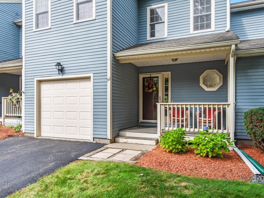 92 Colonial Dr #92 Sturbridge — Photo 37 of 42