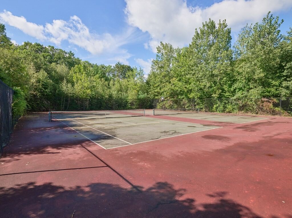 92 Colonial Dr #92 Sturbridge — Photo 41 of 42