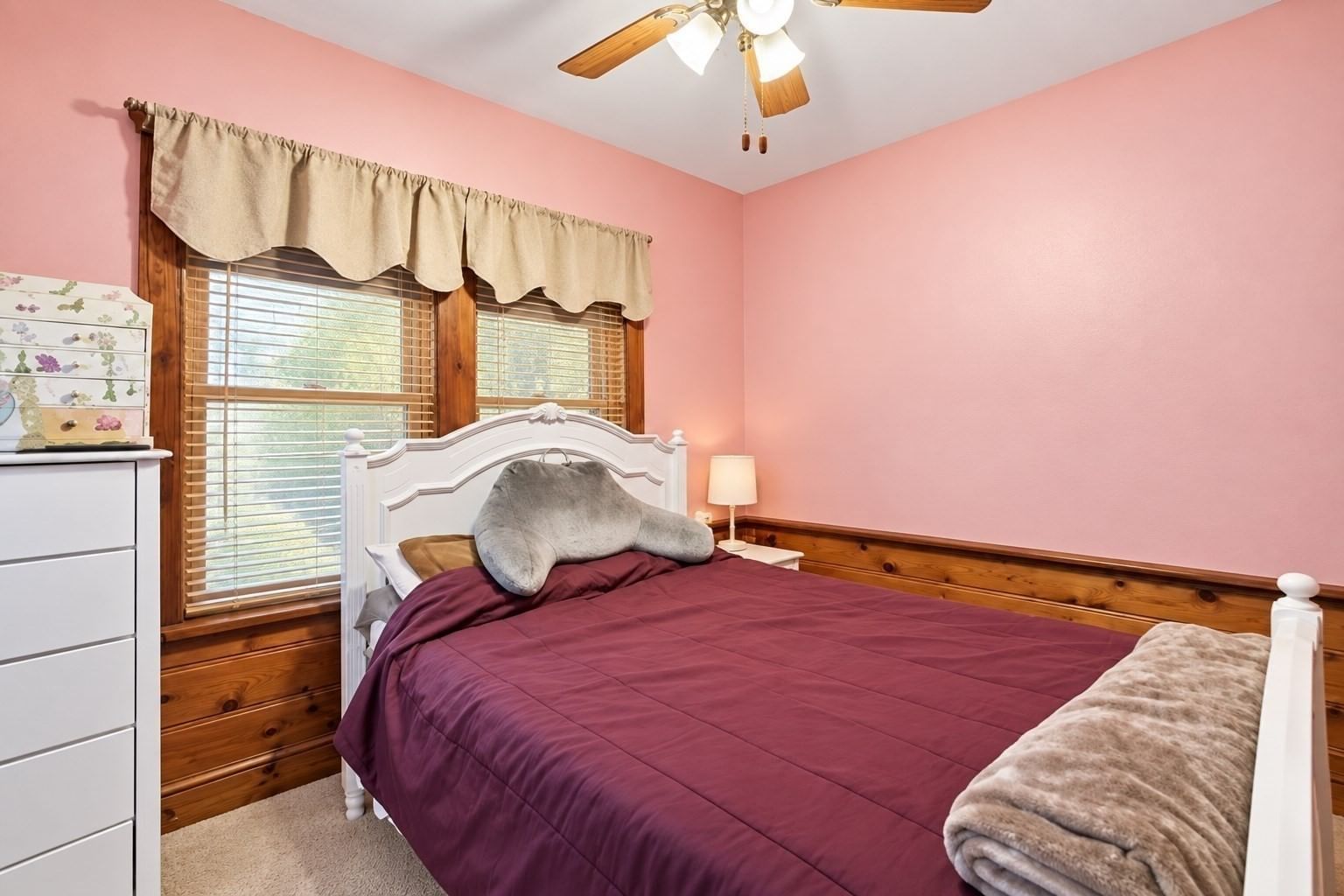 28 Dalton Pl Springfield — Photo 9 of 26