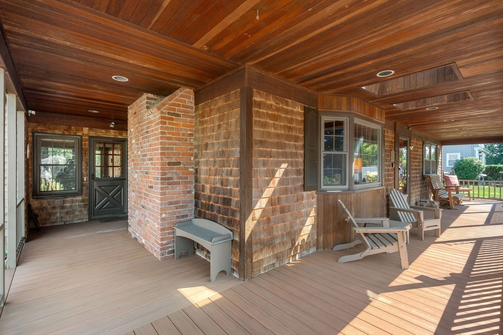 283 Hamlin St Acushnet — Photo 4 of 37