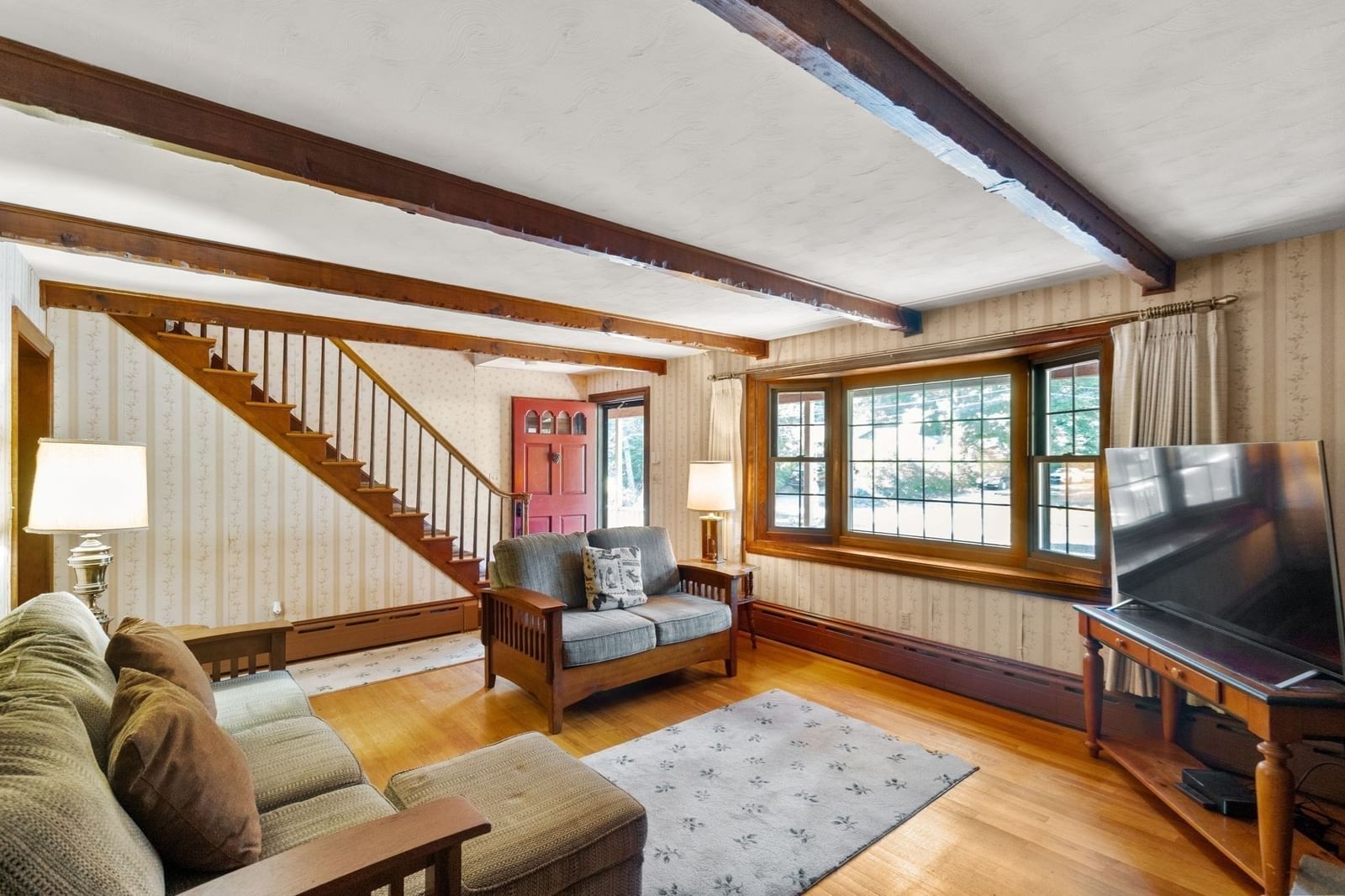 283 Hamlin St Acushnet — Photo 7 of 37