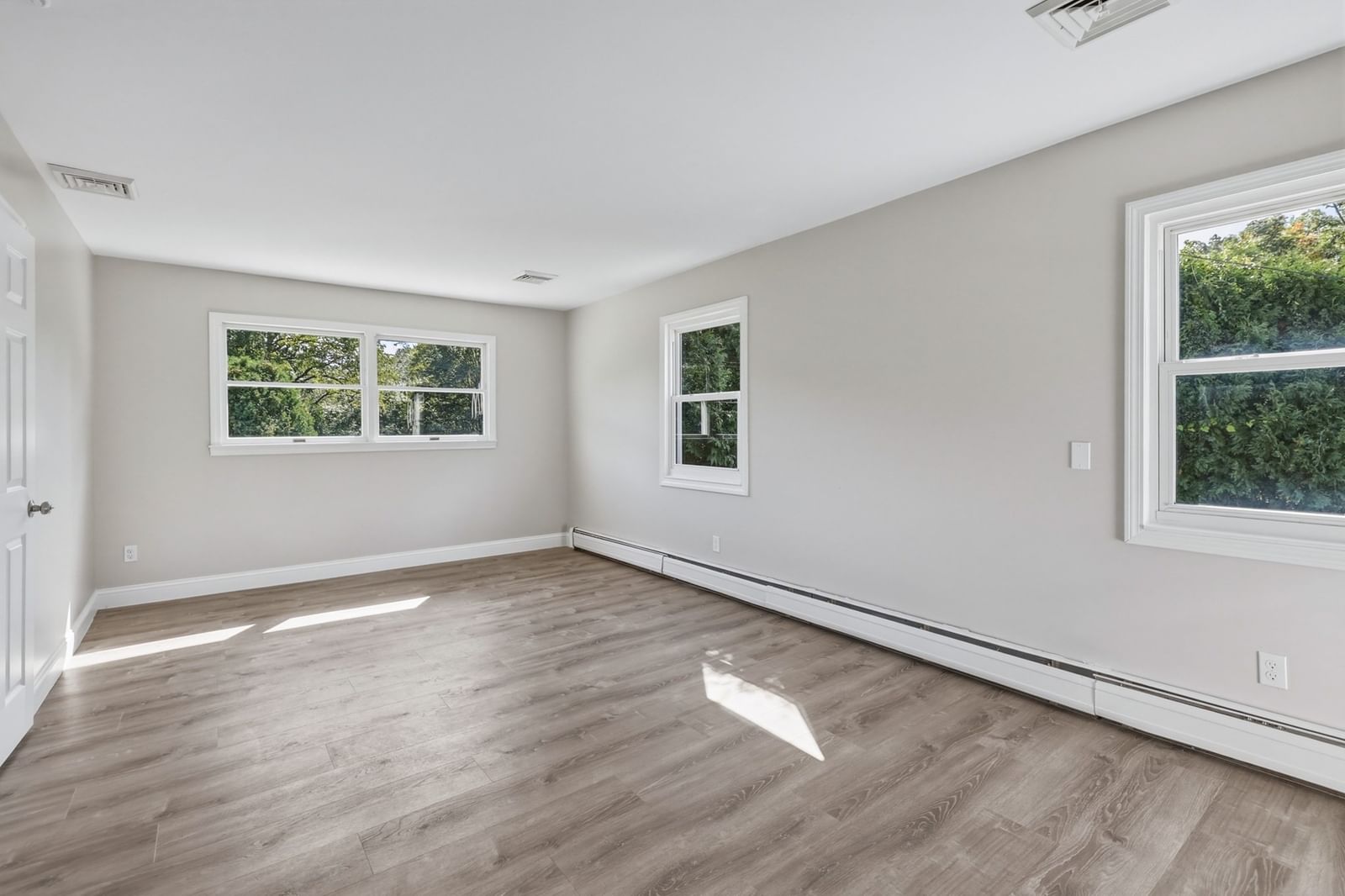 27 Huntington Rd Hadley — Photo 32 of 40