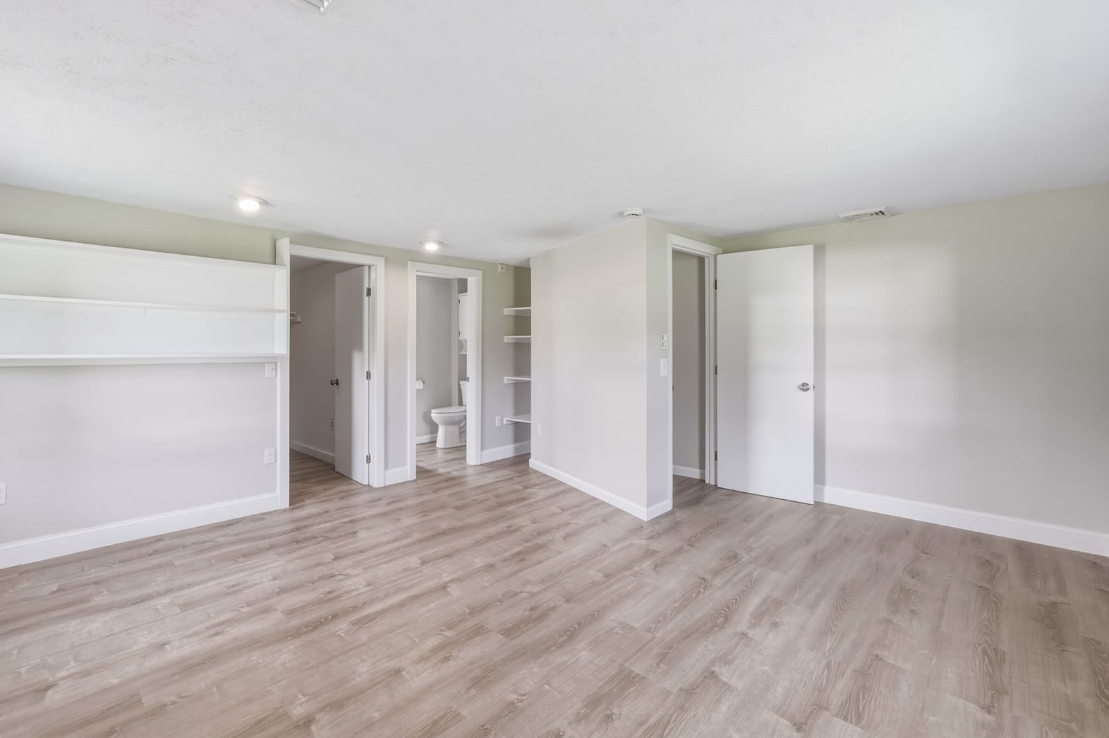 27 Huntington Rd Hadley — Photo 37 of 40