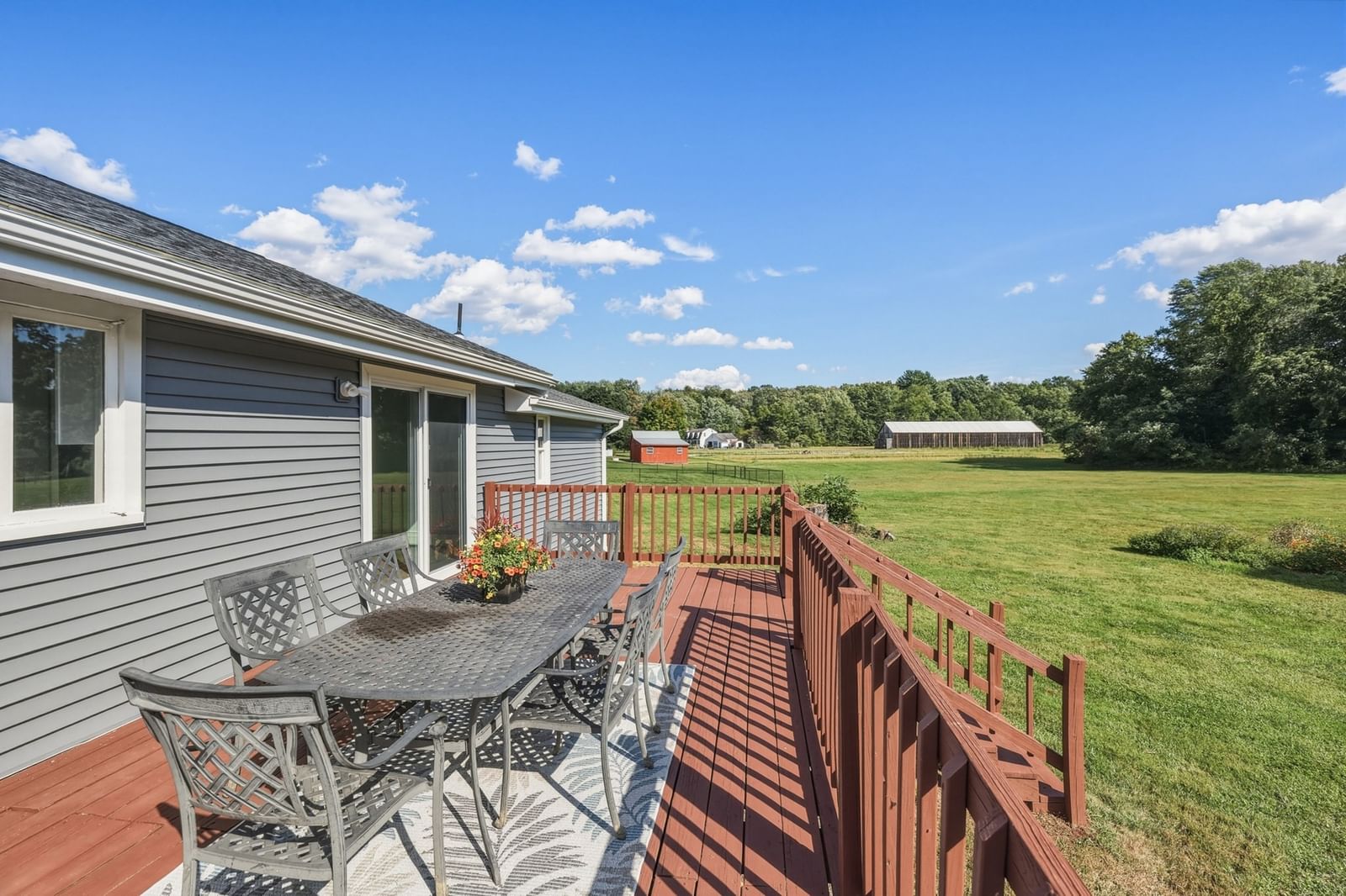 27 Huntington Rd Hadley — Photo 6 of 40