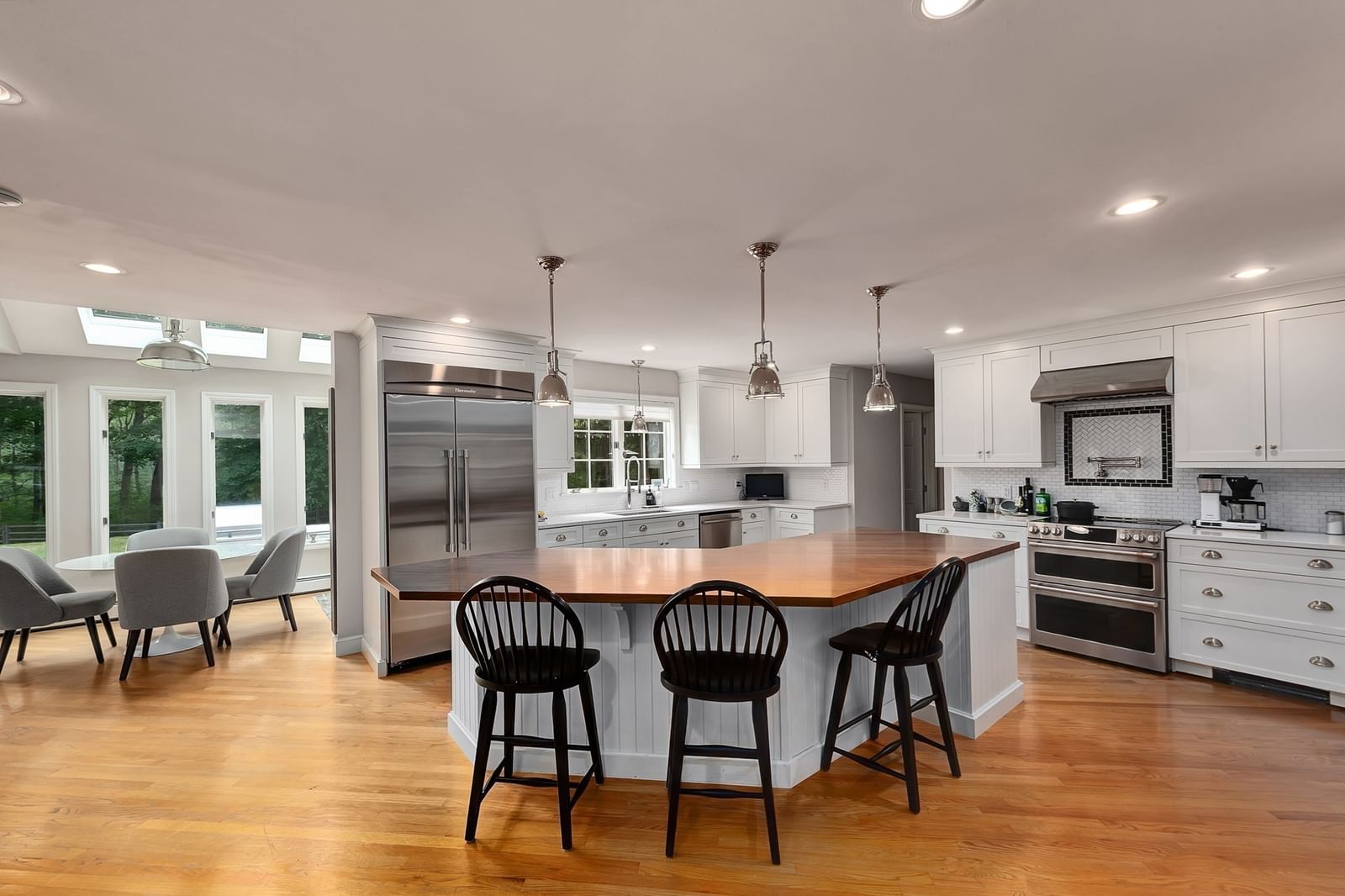 19 Appleton Ln Boxford — Photo 3 of 41