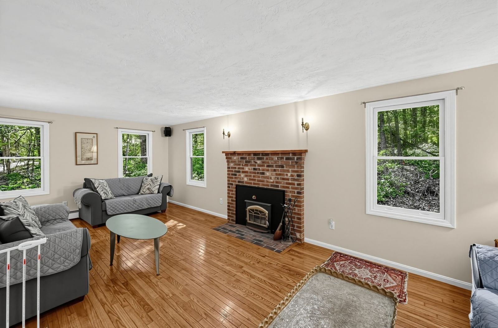 6 Woodview Dr Hubbardston — Photo 5 of 40