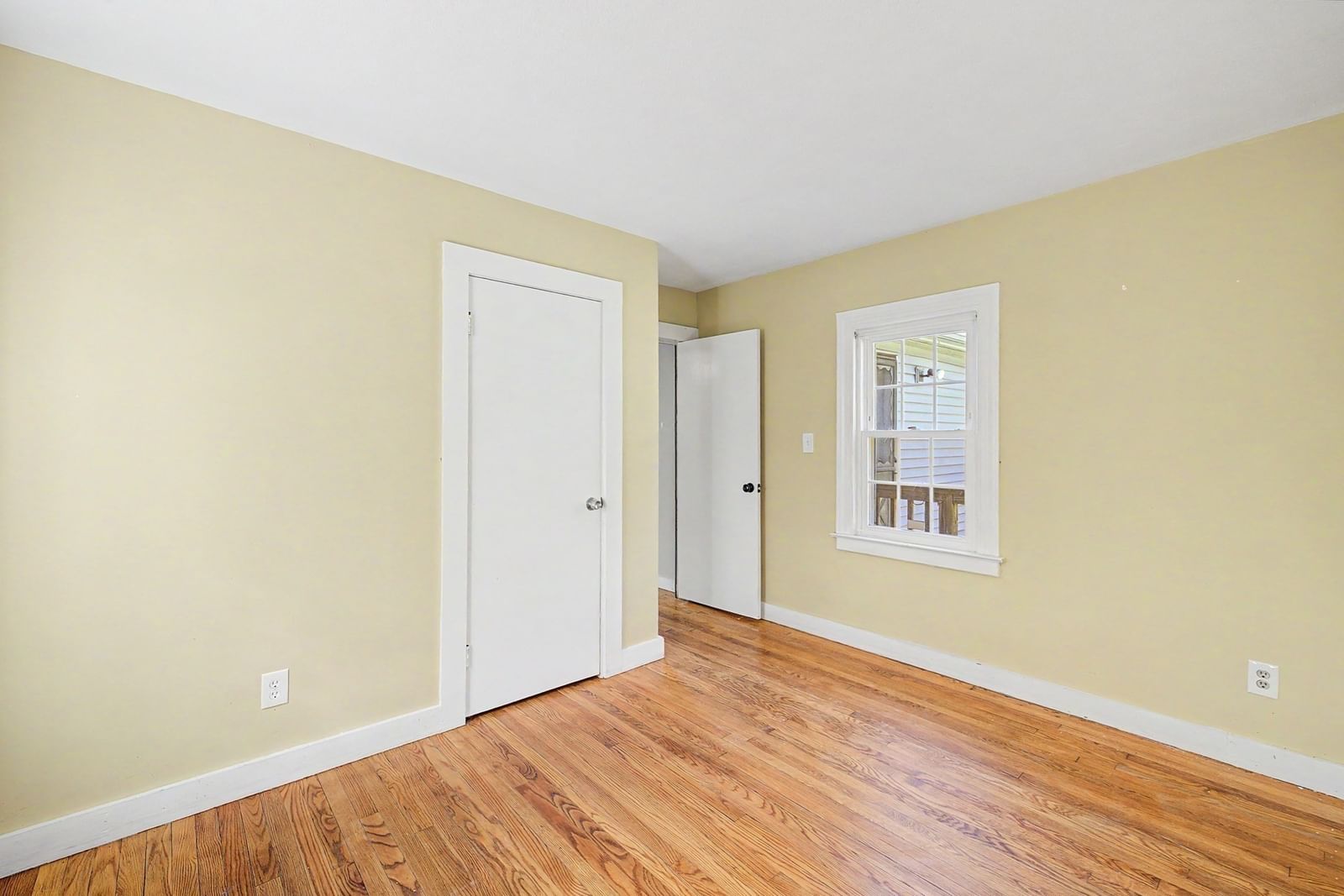 1161 E Mountain Rd Westfield — Photo 14 of 28