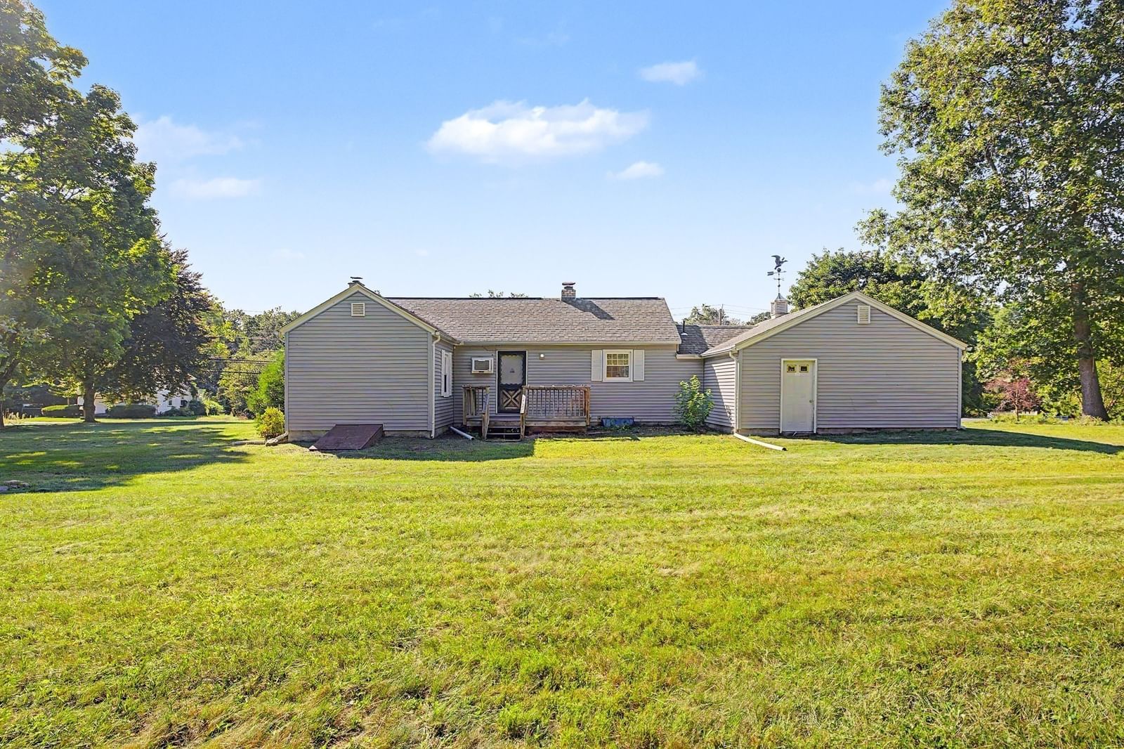 1161 E Mountain Rd Westfield — Photo 26 of 28