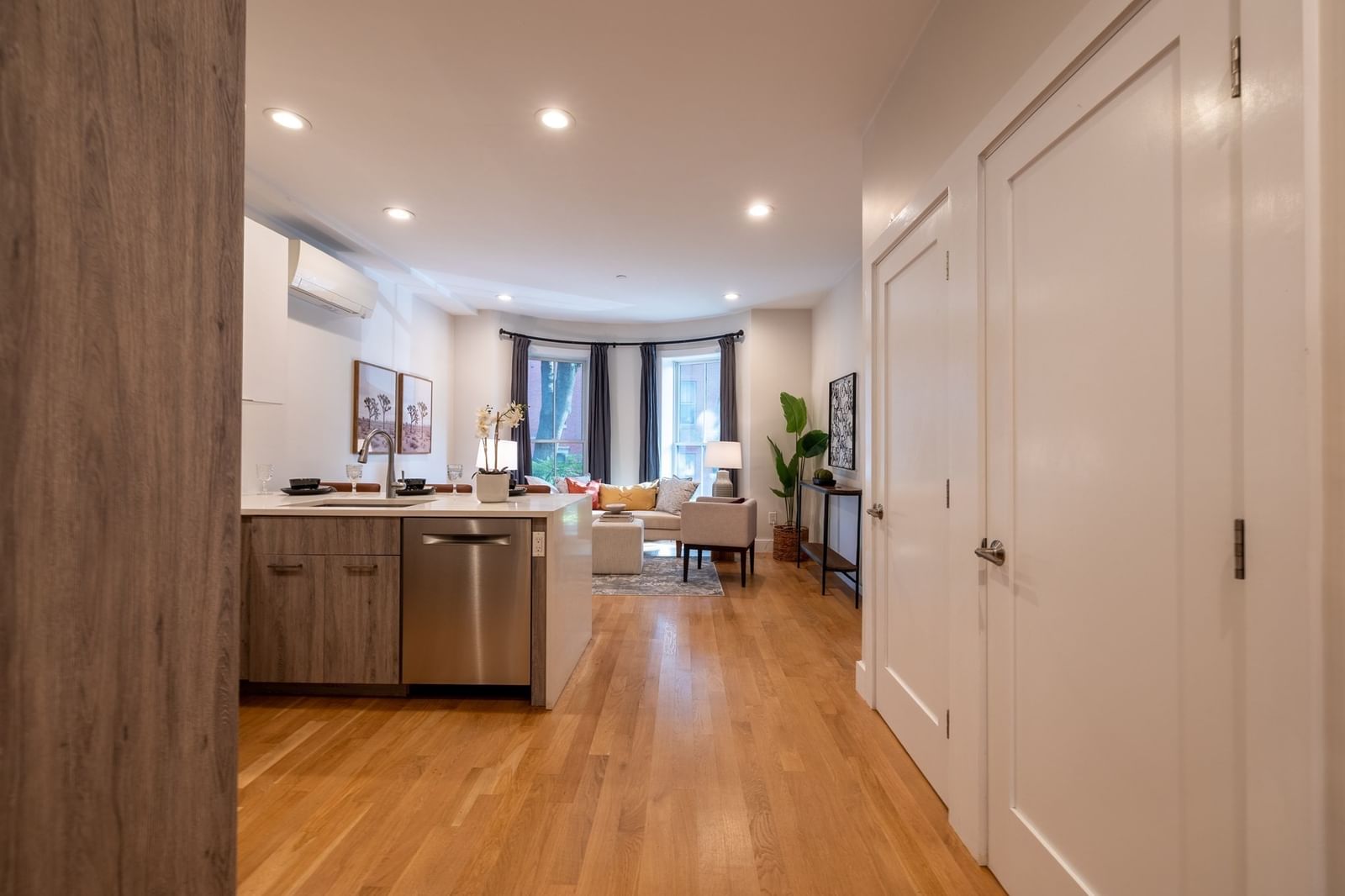55 E Springfield St #2 Boston — Photo 20 of 27