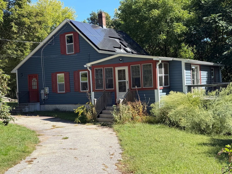 15 Warsaw Avenue