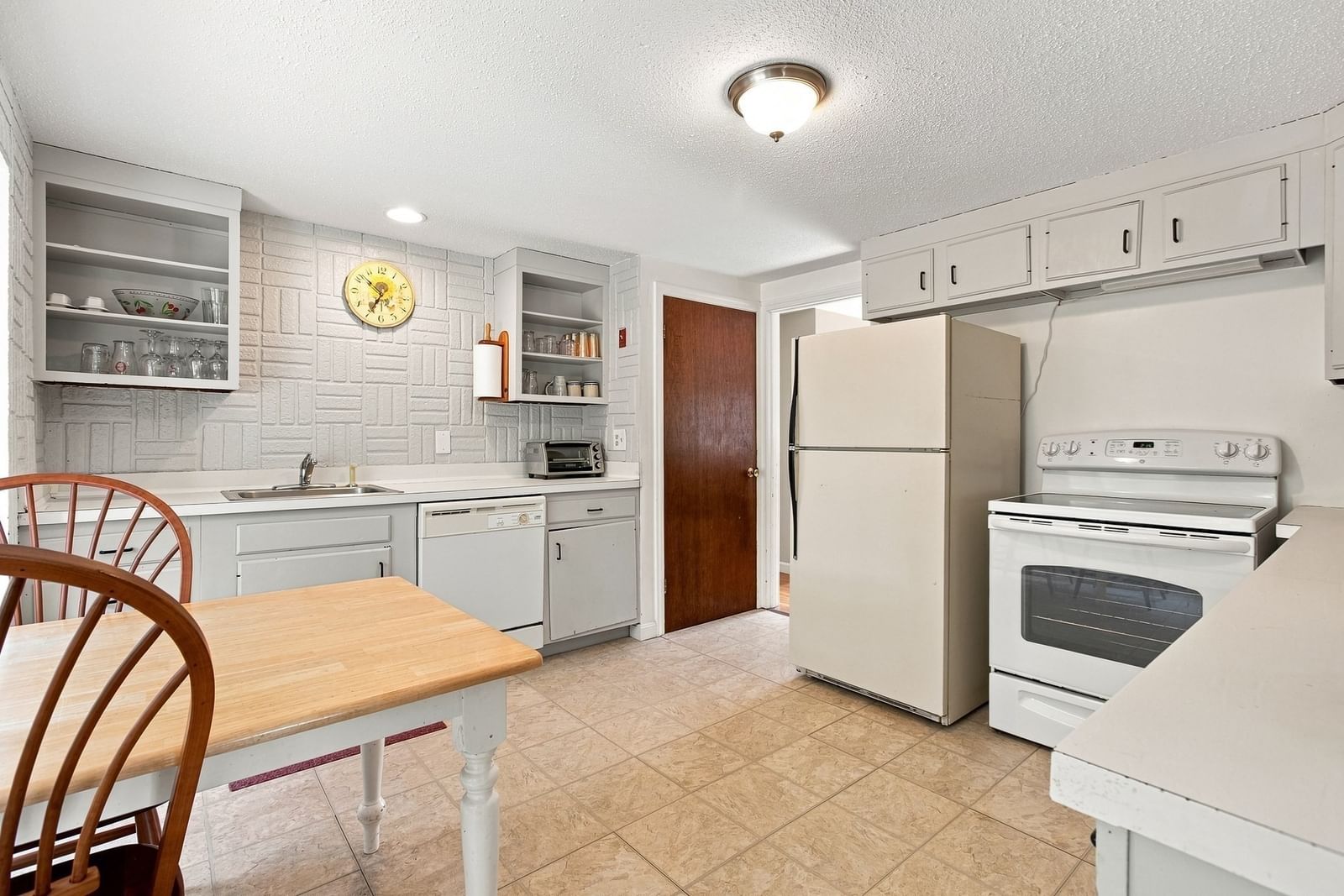 2 Oyster Road Dennis — Photo 10 of 33