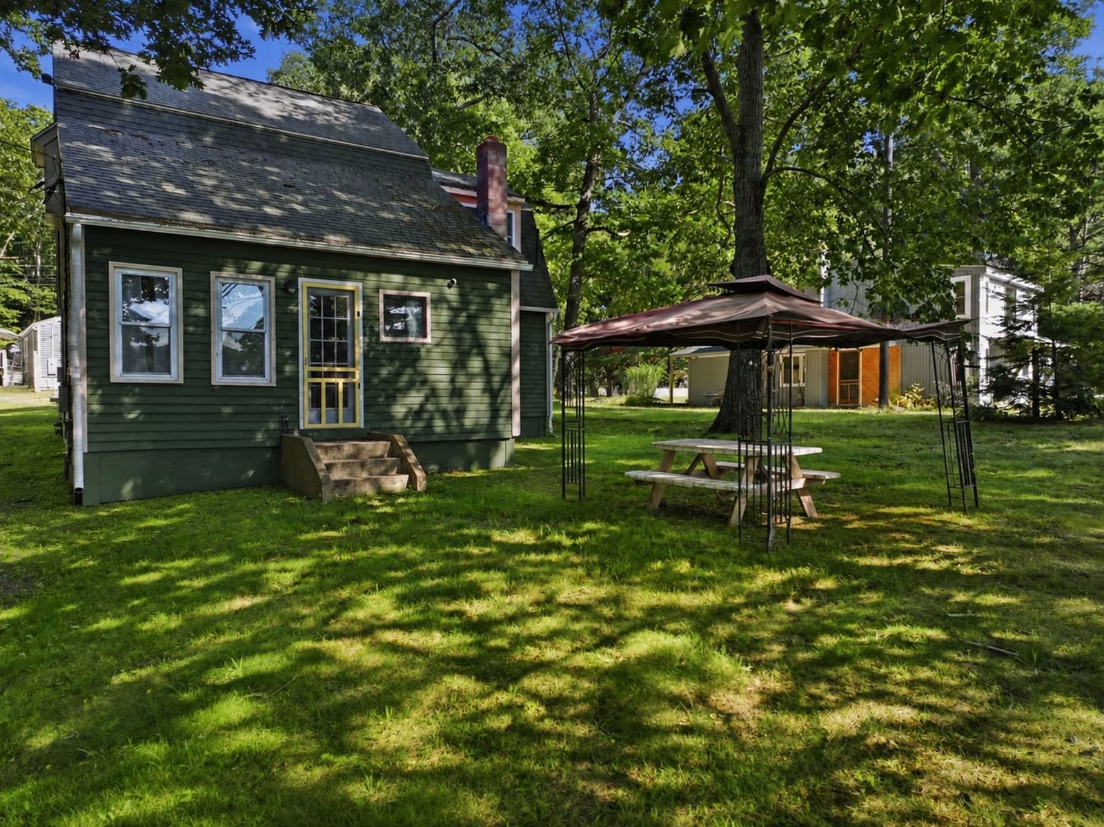 24 Briarcliff Ln #B Spencer — Photo 33 of 41