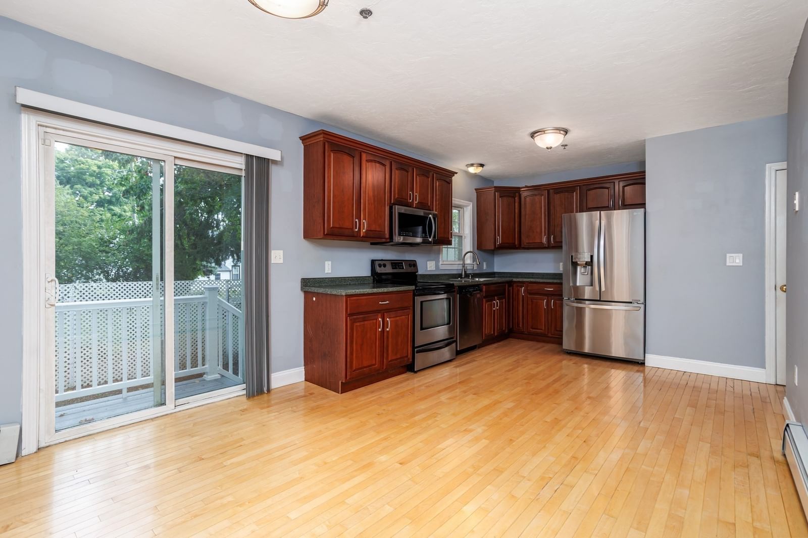 76 Mill Street #U: B4 Lancaster — Photo 10 of 32