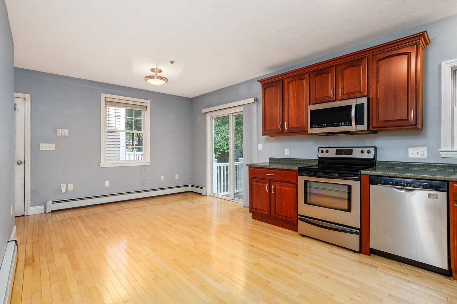 76 Mill Street #U: B4 Lancaster — Photo 11 of 32