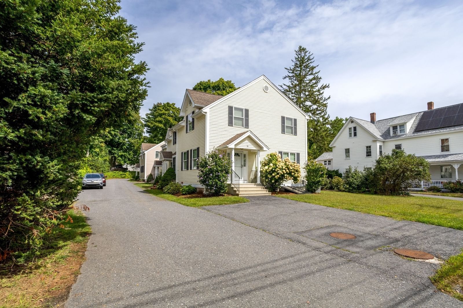 76 Mill Street #U: B4 Lancaster — Photo 2 of 32