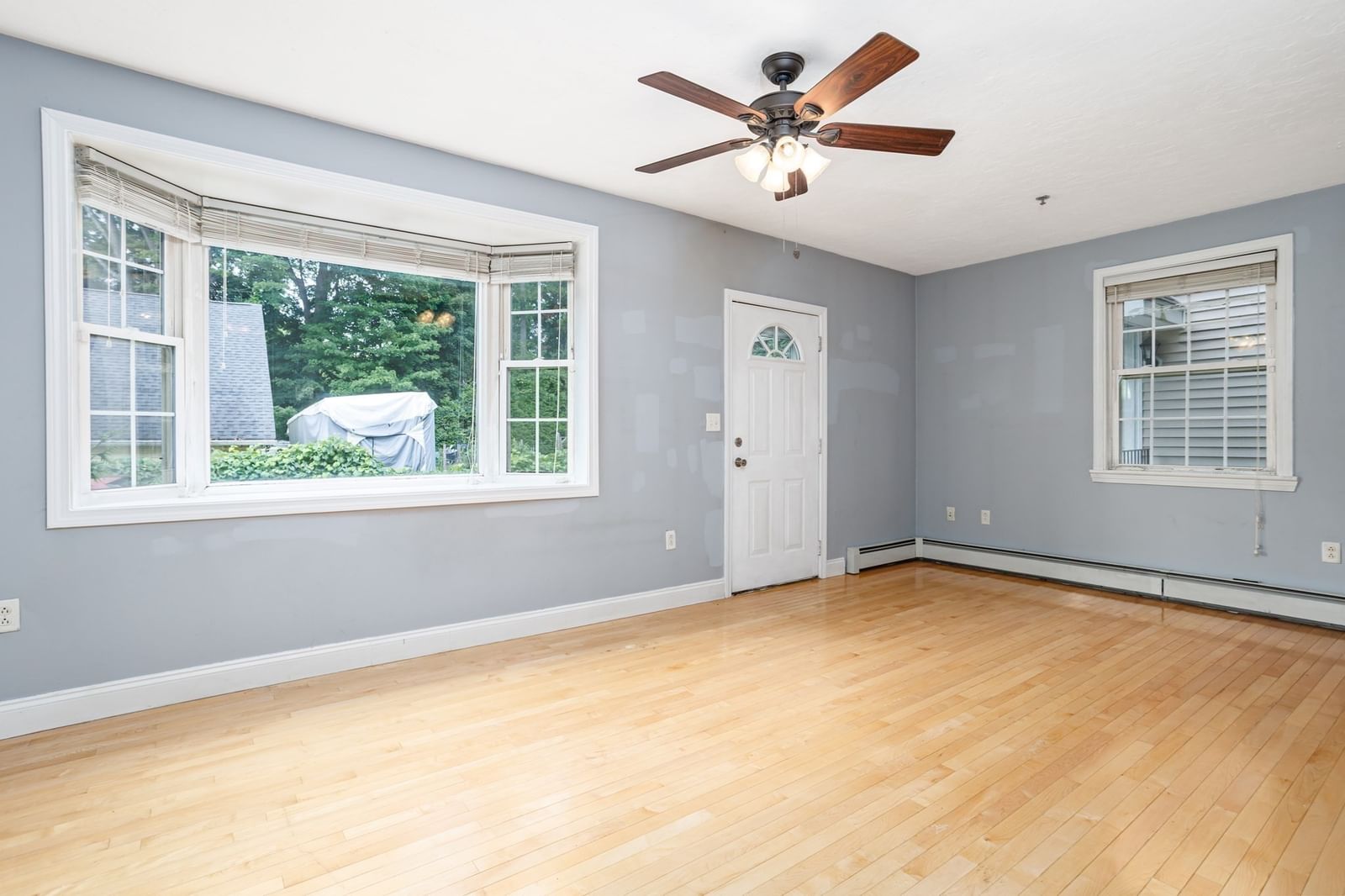 76 Mill Street #U: B4 Lancaster — Photo 4 of 32