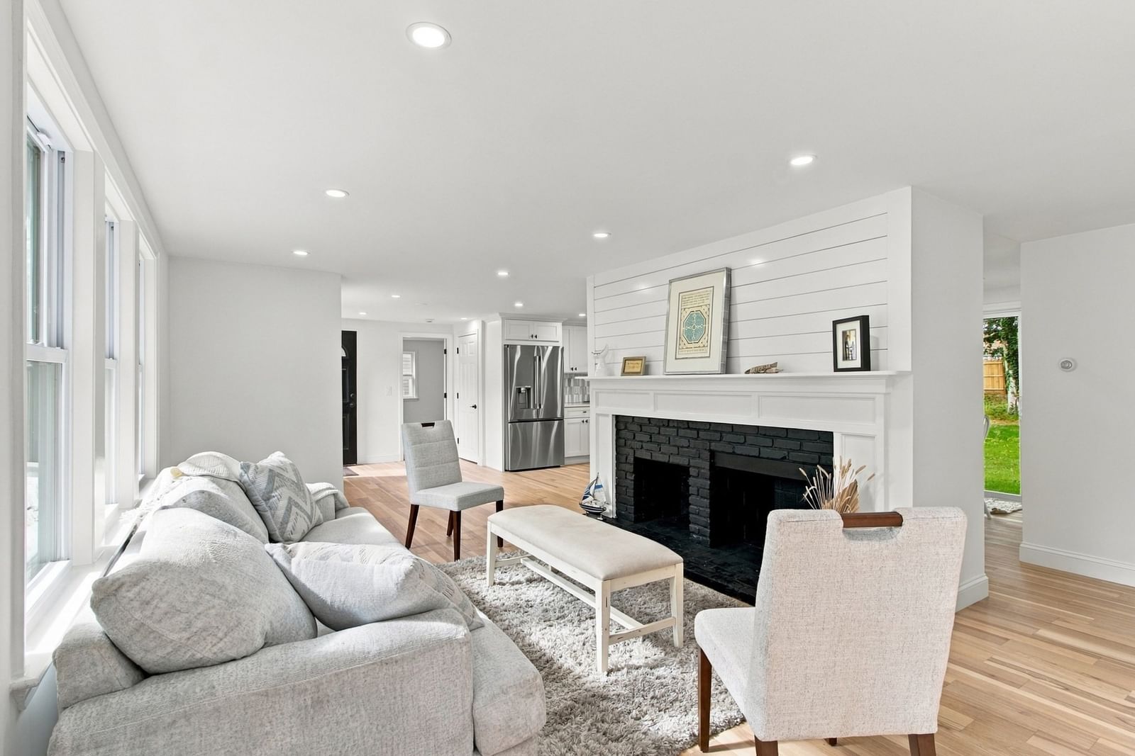 43 Quaker Rd Barnstable — Photo 4 of 18