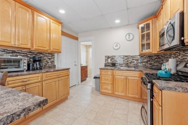29 Forest Street Fitchburg — Photo 4 of 33