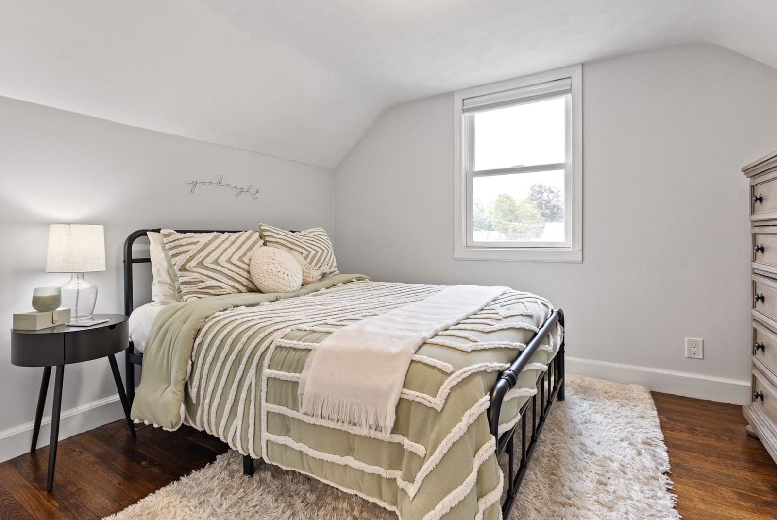 10 Suffolk Rd Sharon — Photo 19 of 40