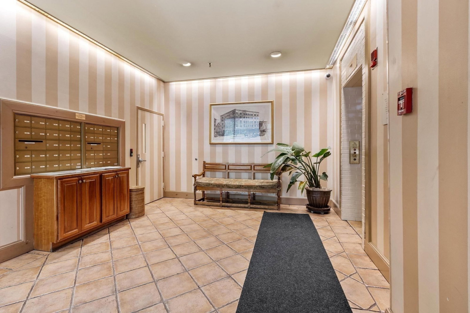 142 Commercial Street #C3 Boston — Photo 20 of 23
