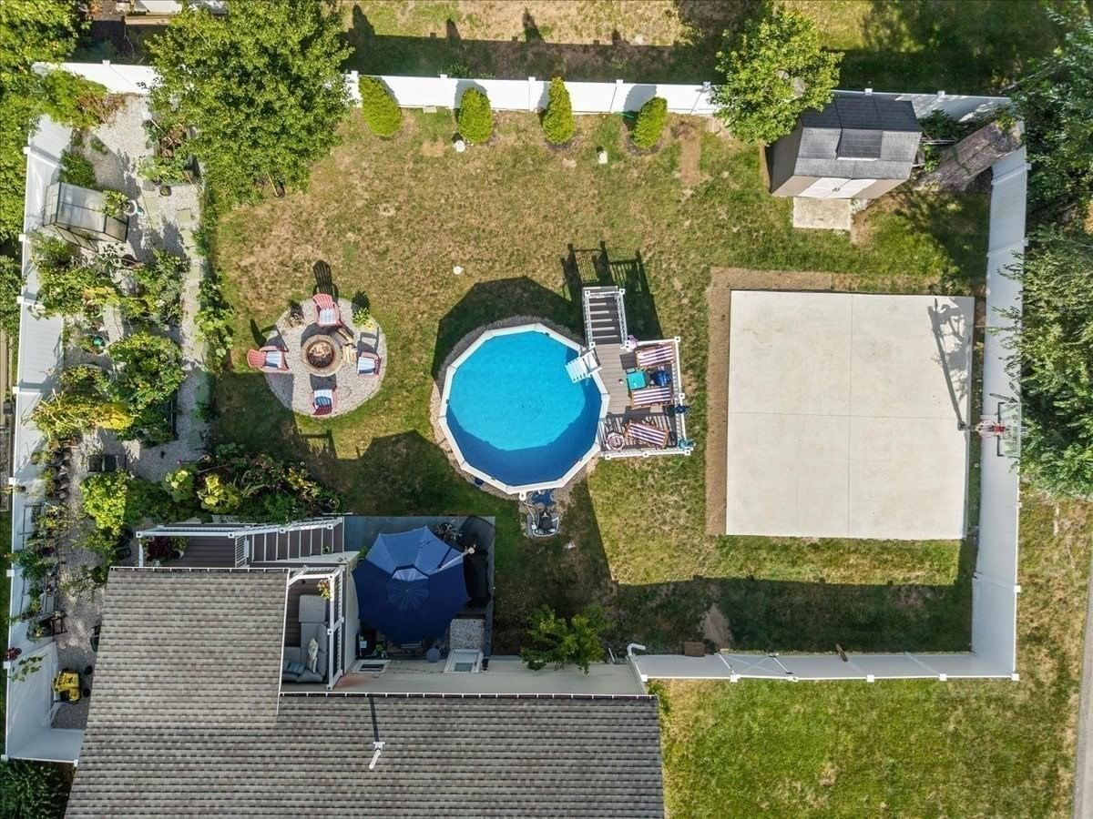 140 Tosca Dr Brockton — Photo 34 of 42