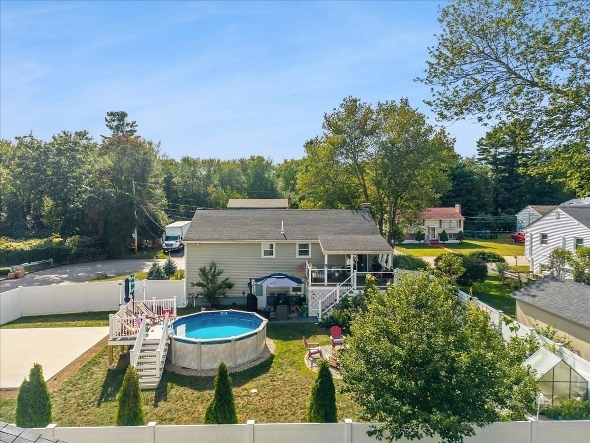 140 Tosca Dr Brockton — Photo 36 of 42
