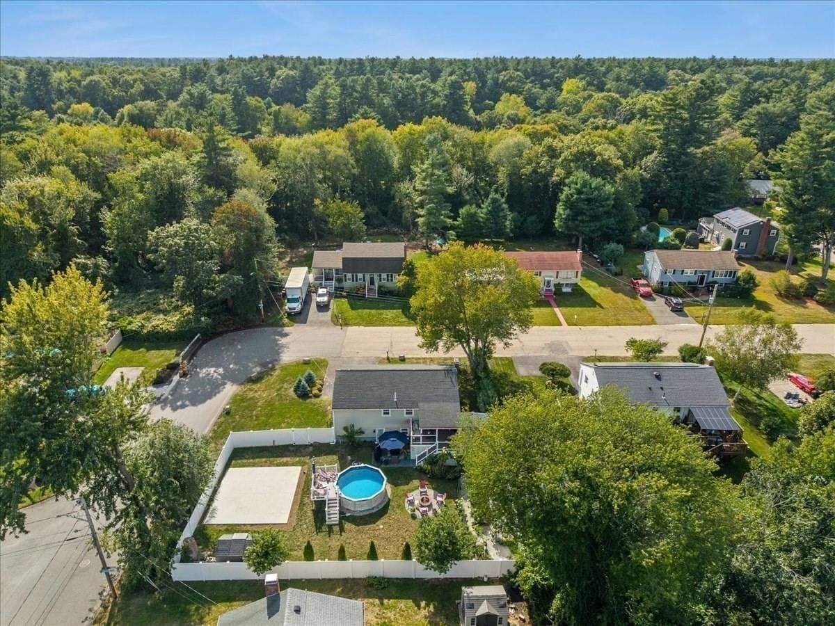 140 Tosca Dr Brockton — Photo 37 of 42