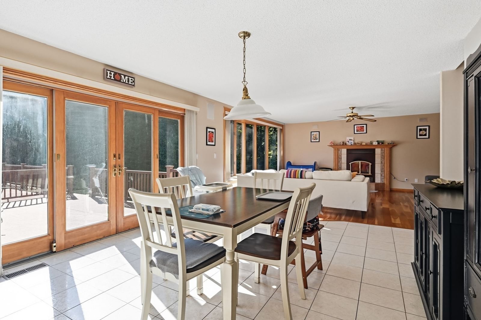 155 Woodland Way Russell — Photo 10 of 35