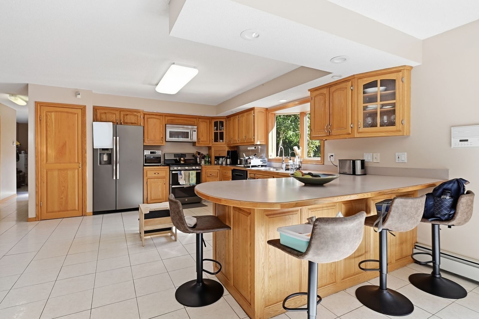 155 Woodland Way Russell — Photo 11 of 35