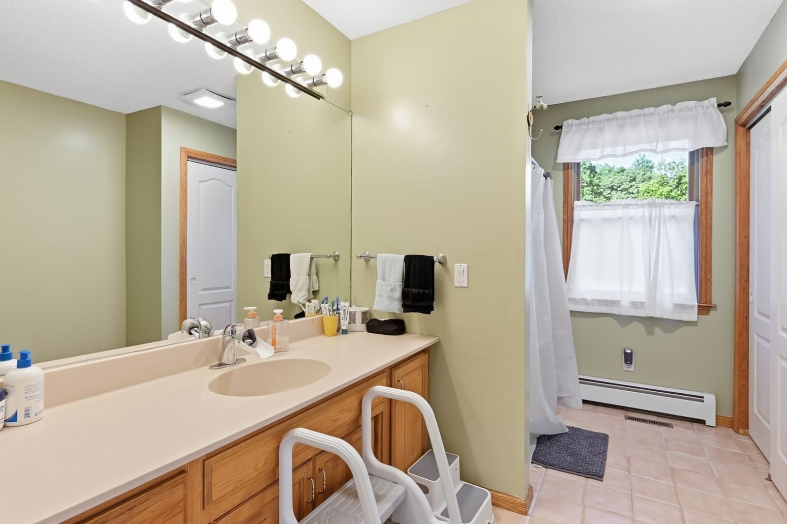 155 Woodland Way Russell — Photo 17 of 35