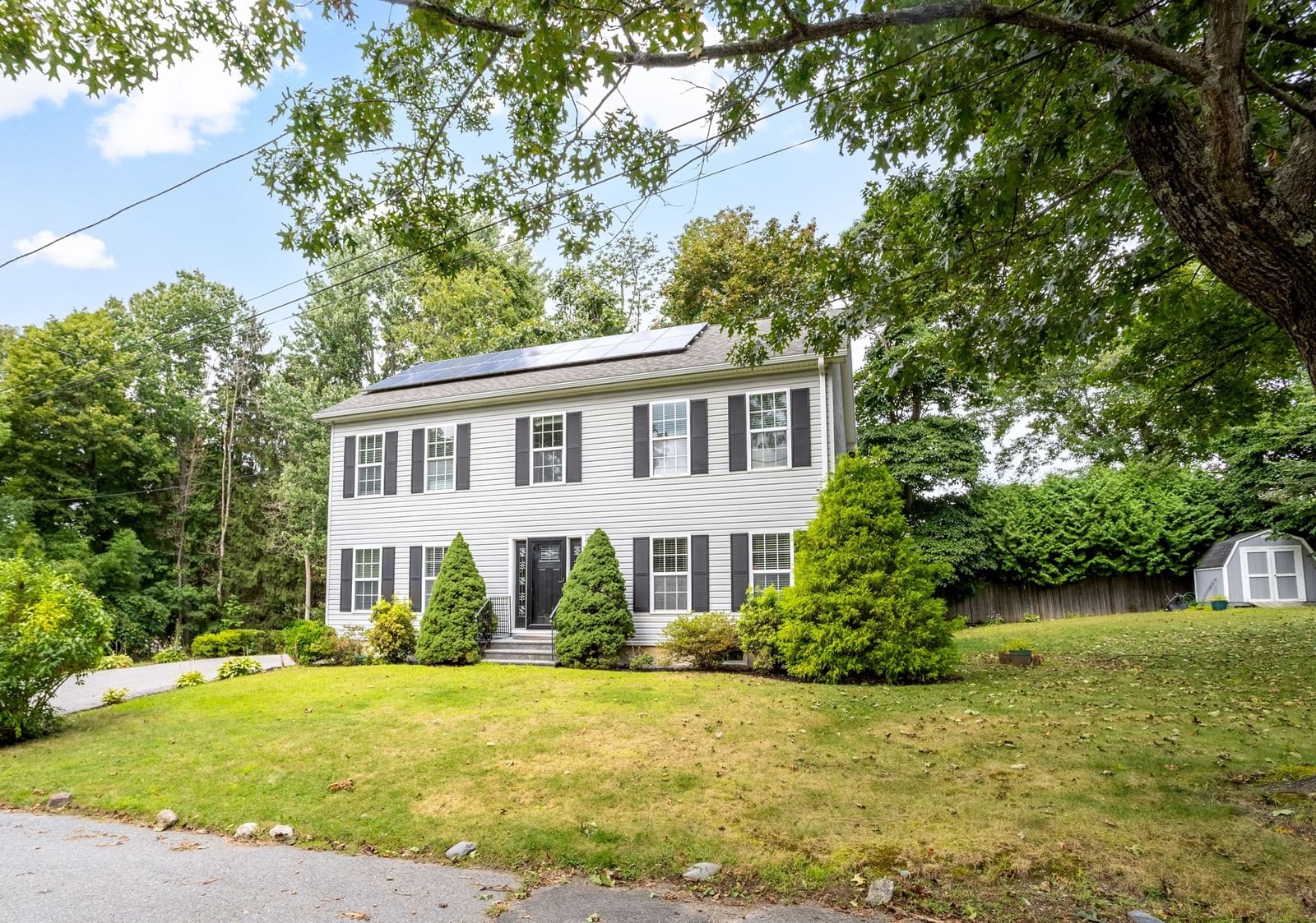 38 Terrence Ave Clinton — Photo 2 of 42